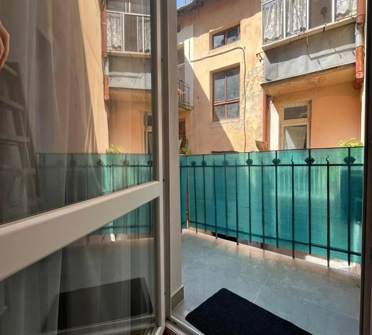 Favorit Apartments 2 Кім Безкоштовна Парковка Центр З Балконом Не Далеко Від Ж Д Вокзалу Звітні Документи Lviv